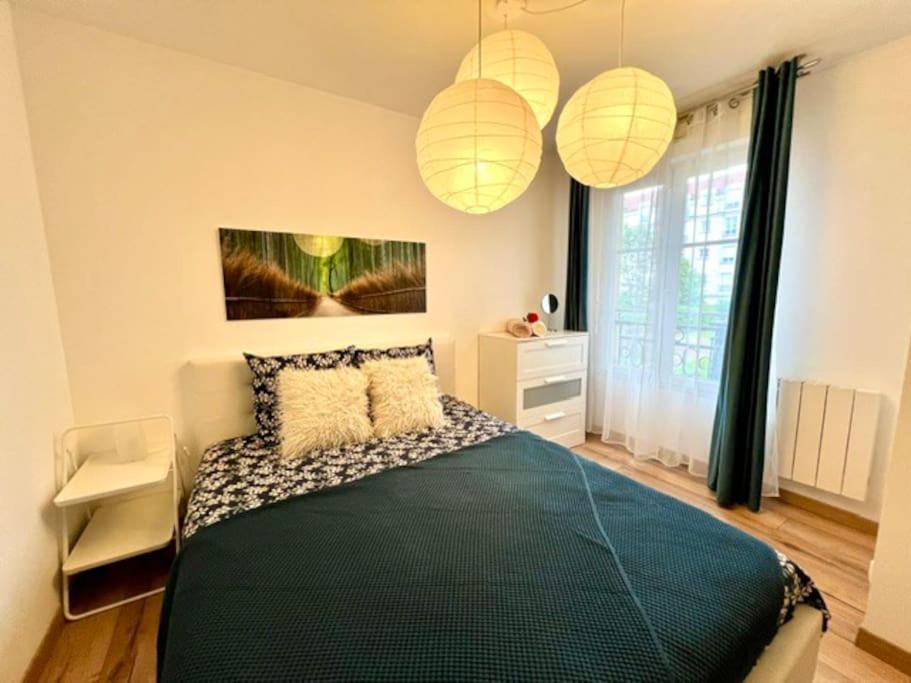 Appartement En Centre-Ville Bussy-Saint-Georges Luaran gambar